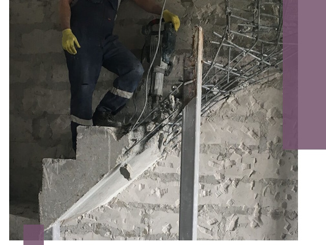 Демонтаж металлических и бетонных лестниц в Прохладном