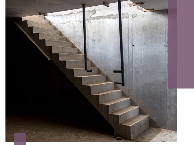 Изготовление и монтаж лестниц в подвале в Прохладном