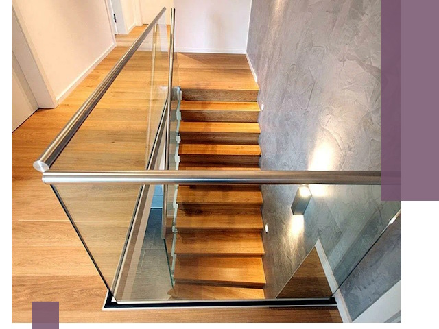 Перила для лестницы в доме — изготовление и монтаж в Прохладном