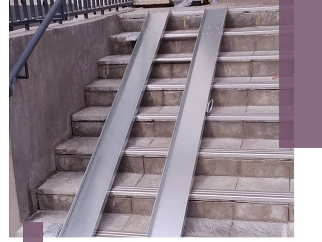 Демонтаж откидных пандусов профессионально в Прохладном