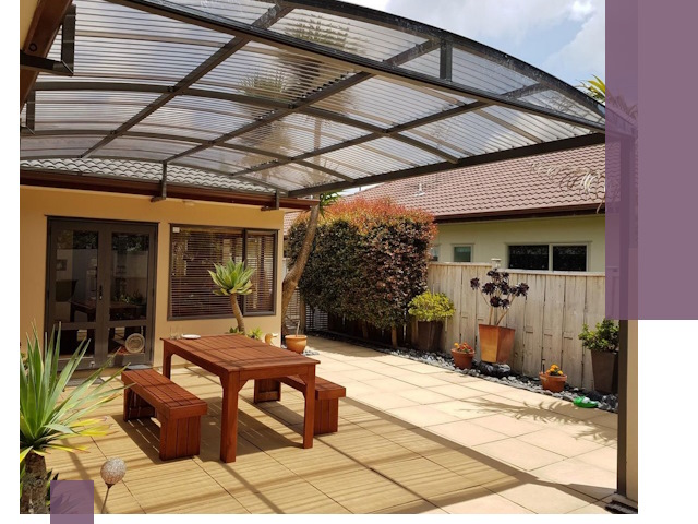 Навесы во двор под ключ в Прохладном — изготовление и монтаж