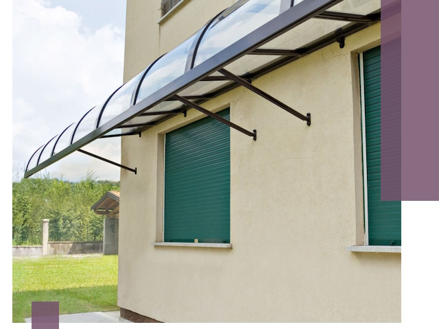 Козырьки над окнами в Прохладном — изготовление и монтаж по выгоде