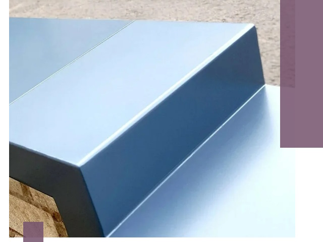 Крышки на парапет в Прохладном: изготовление и монтаж под ключ