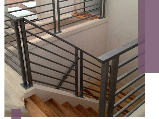 Изготовление поручней из металла и дерева в Прохладном